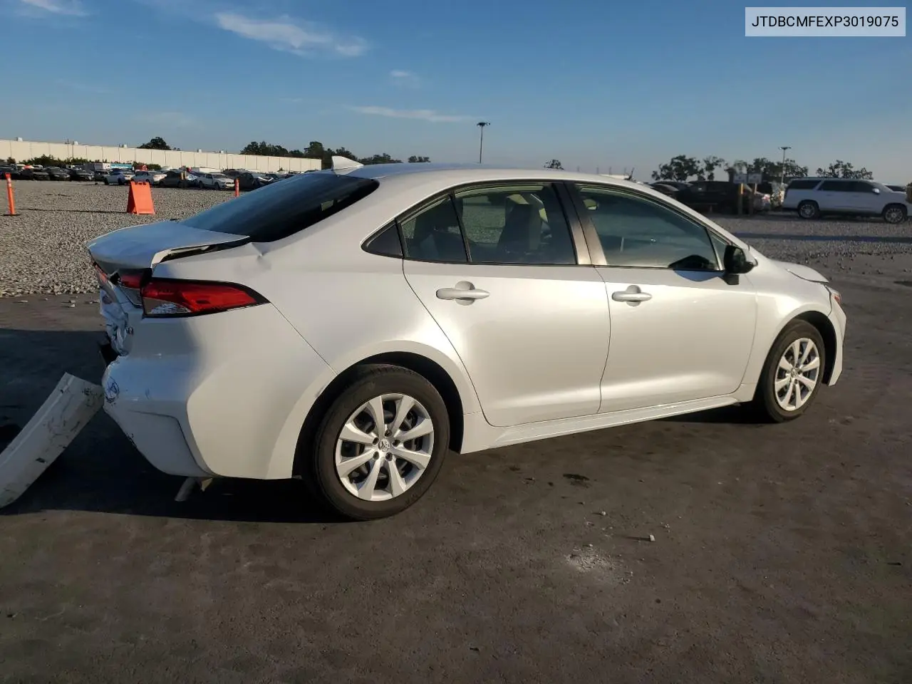 JTDBCMFEXP3019075 2023 Toyota Corolla Le