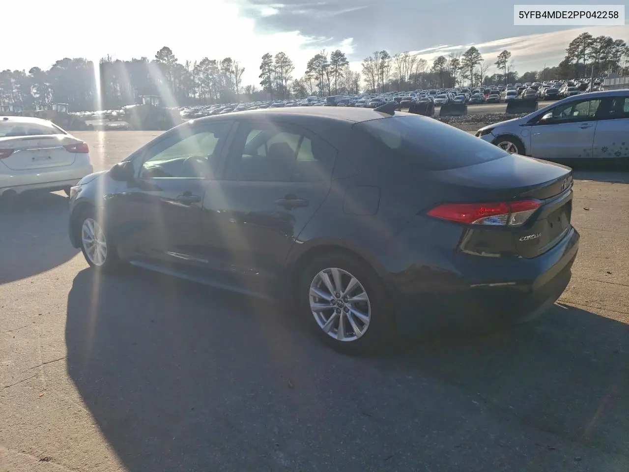 5YFB4MDE2PP042258 2023 Toyota Corolla Le