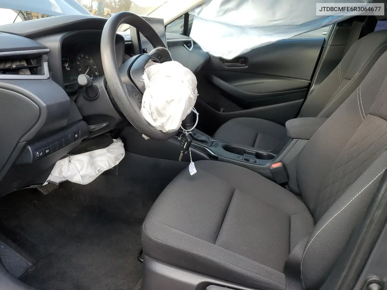 JTDBCMFE6R3064677 2024 Toyota Corolla Le