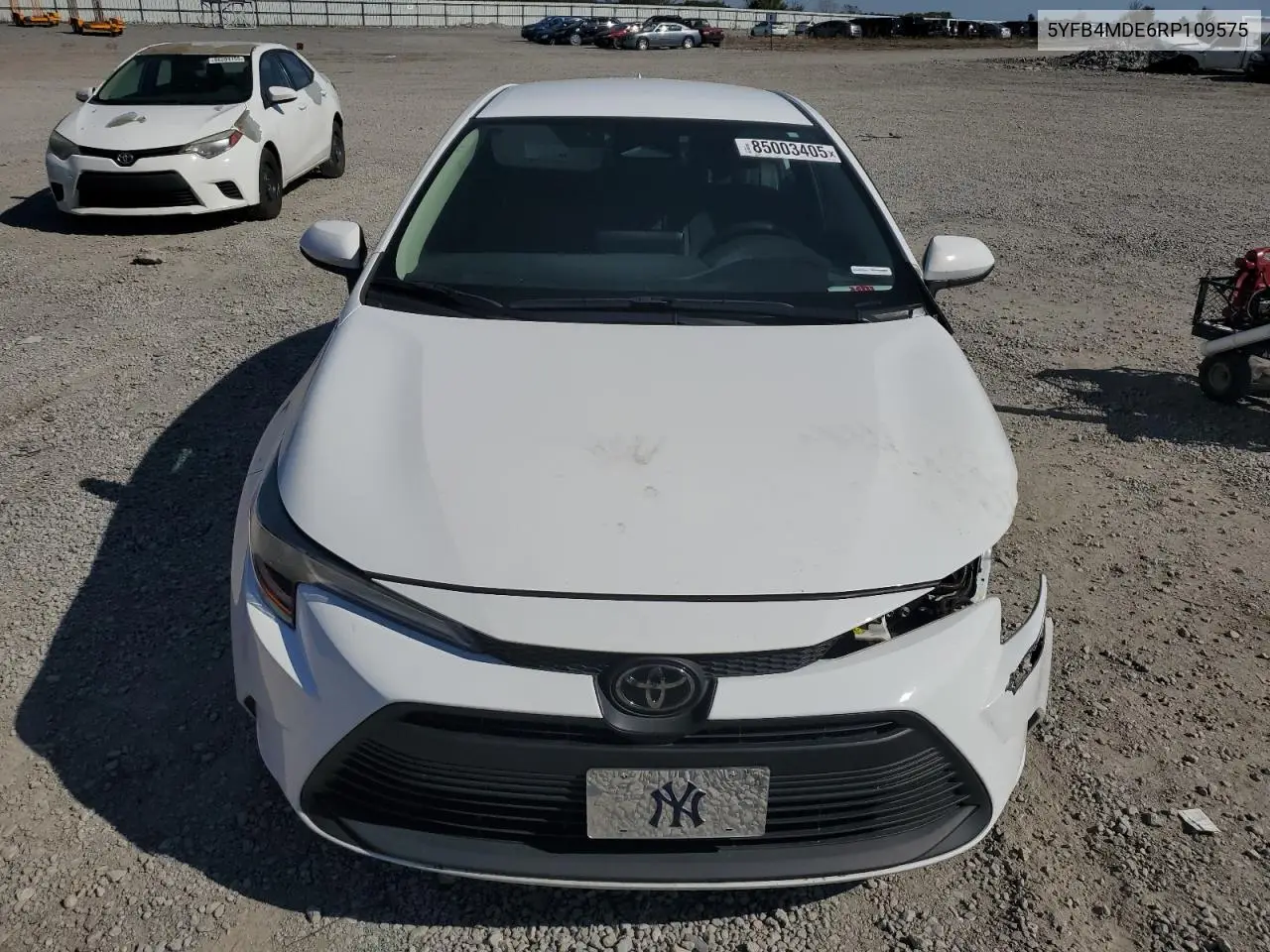 5YFB4MDE6RP109575 2024 Toyota Corolla Le