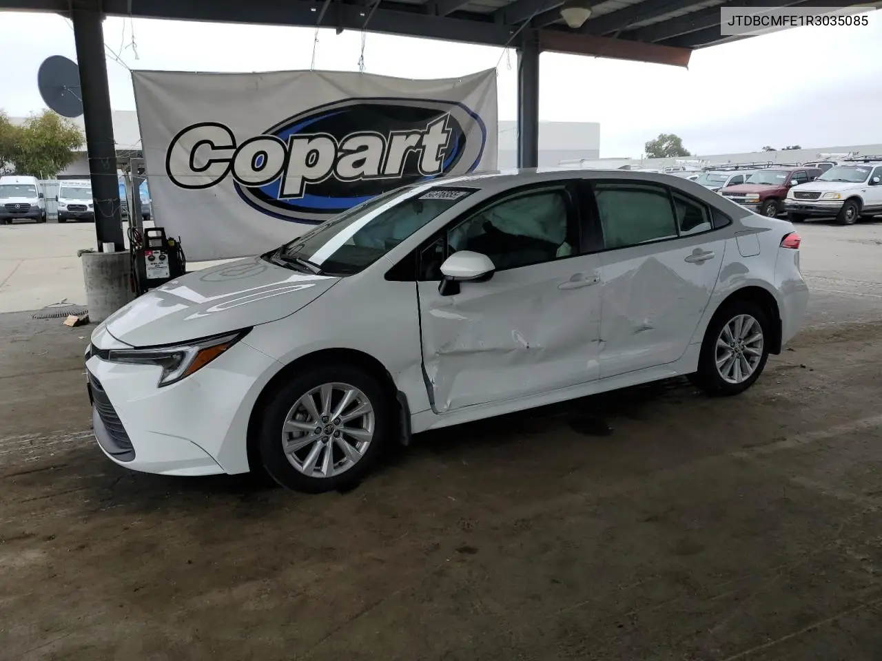 JTDBCMFE1R3035085 2024 Toyota Corolla Le