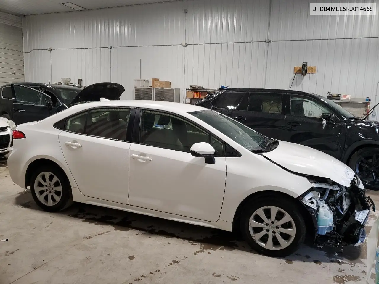 JTDB4MEE5RJ014668 2024 Toyota Corolla Le