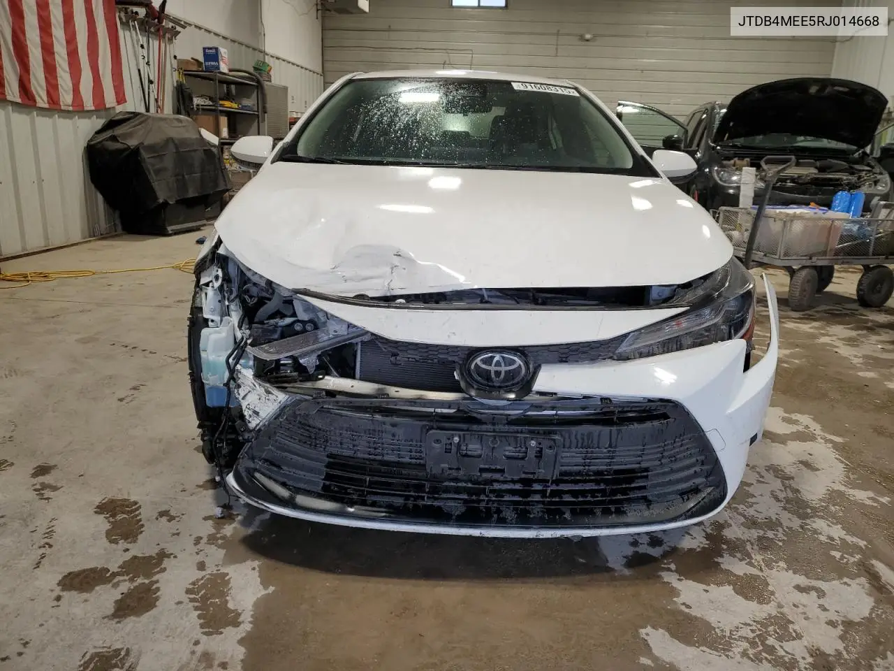JTDB4MEE5RJ014668 2024 Toyota Corolla Le