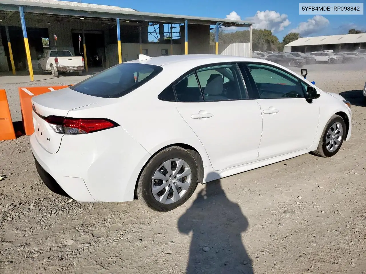 5YFB4MDE1RP098842 2024 Toyota Corolla Le