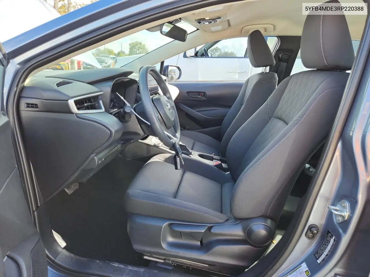 5YFB4MDE3RP220388 2024 Toyota Corolla Le