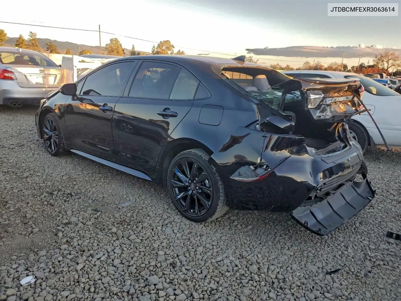 JTDBCMFEXR3063614 2024 Toyota Corolla Le