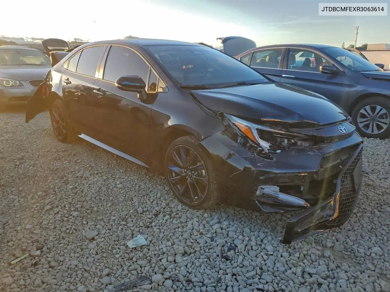 JTDBCMFEXR3063614 2024 Toyota Corolla Le