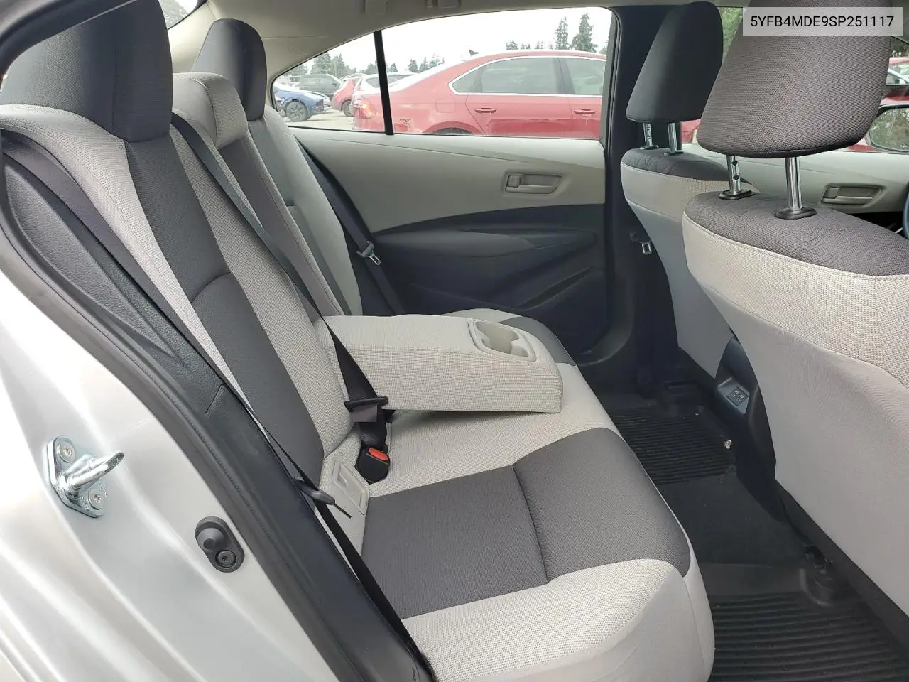 5YFB4MDE9SP251117 2025 Toyota Corolla Le