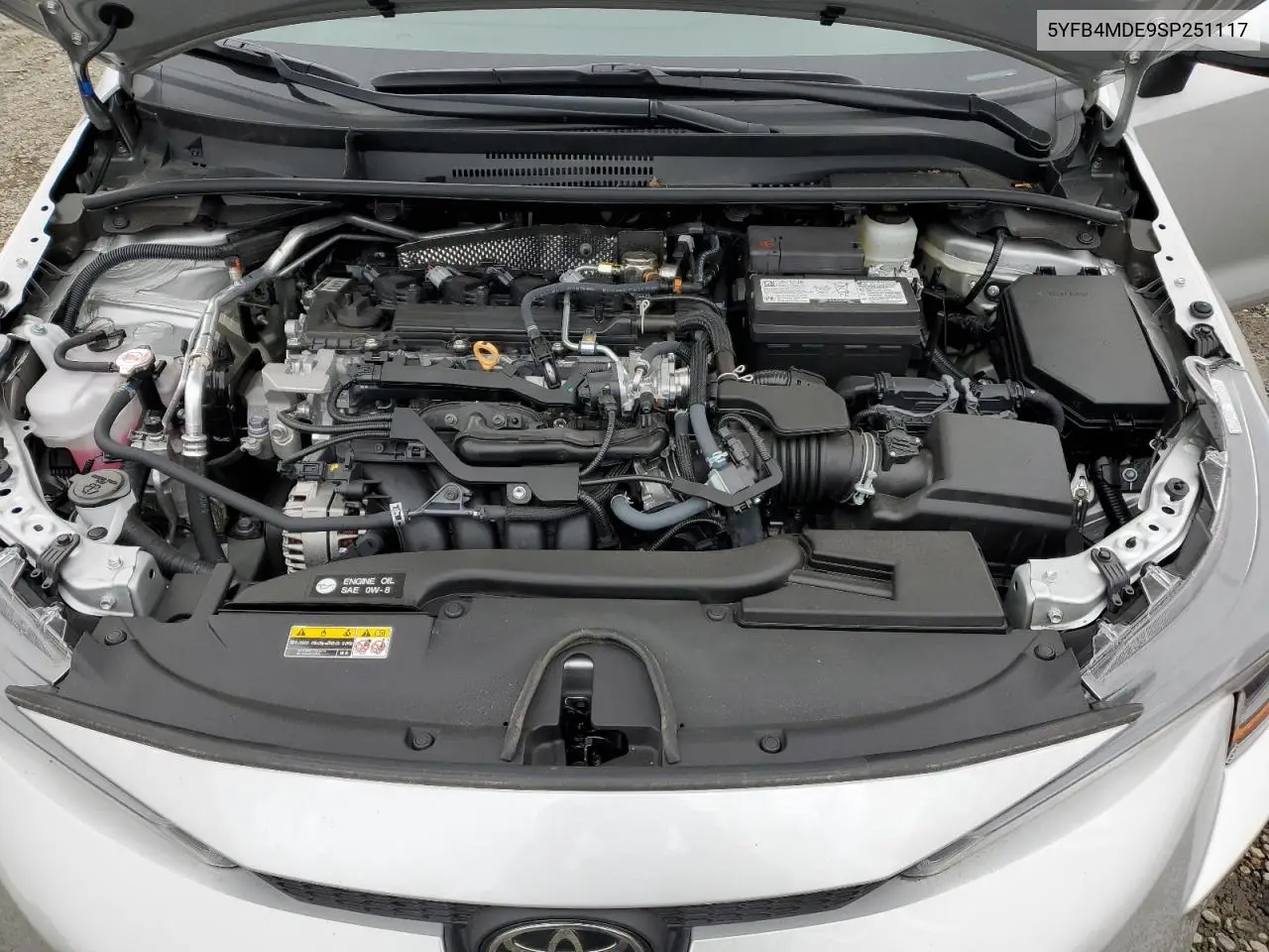 5YFB4MDE9SP251117 2025 Toyota Corolla Le