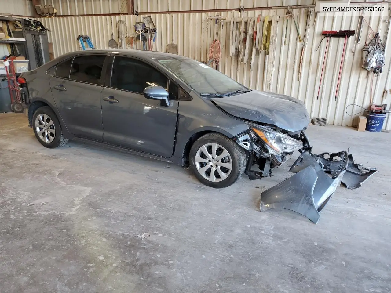 5YFB4MDE9SP253062 2025 Toyota Corolla Le