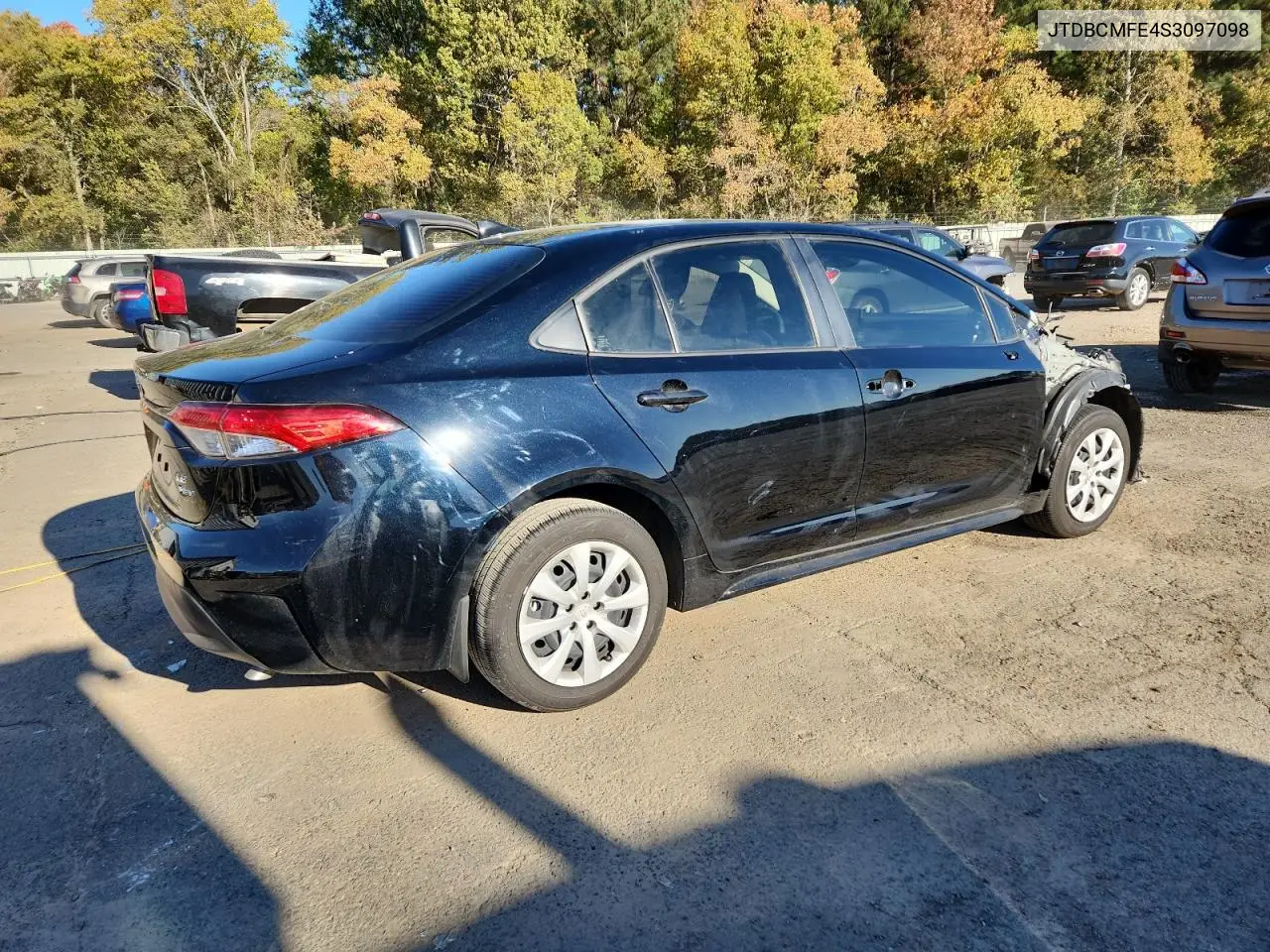 JTDBCMFE4S3097098 2025 Toyota Corolla Le
