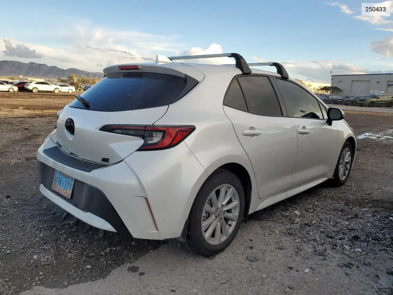 250433 2025 Toyota Corolla Se