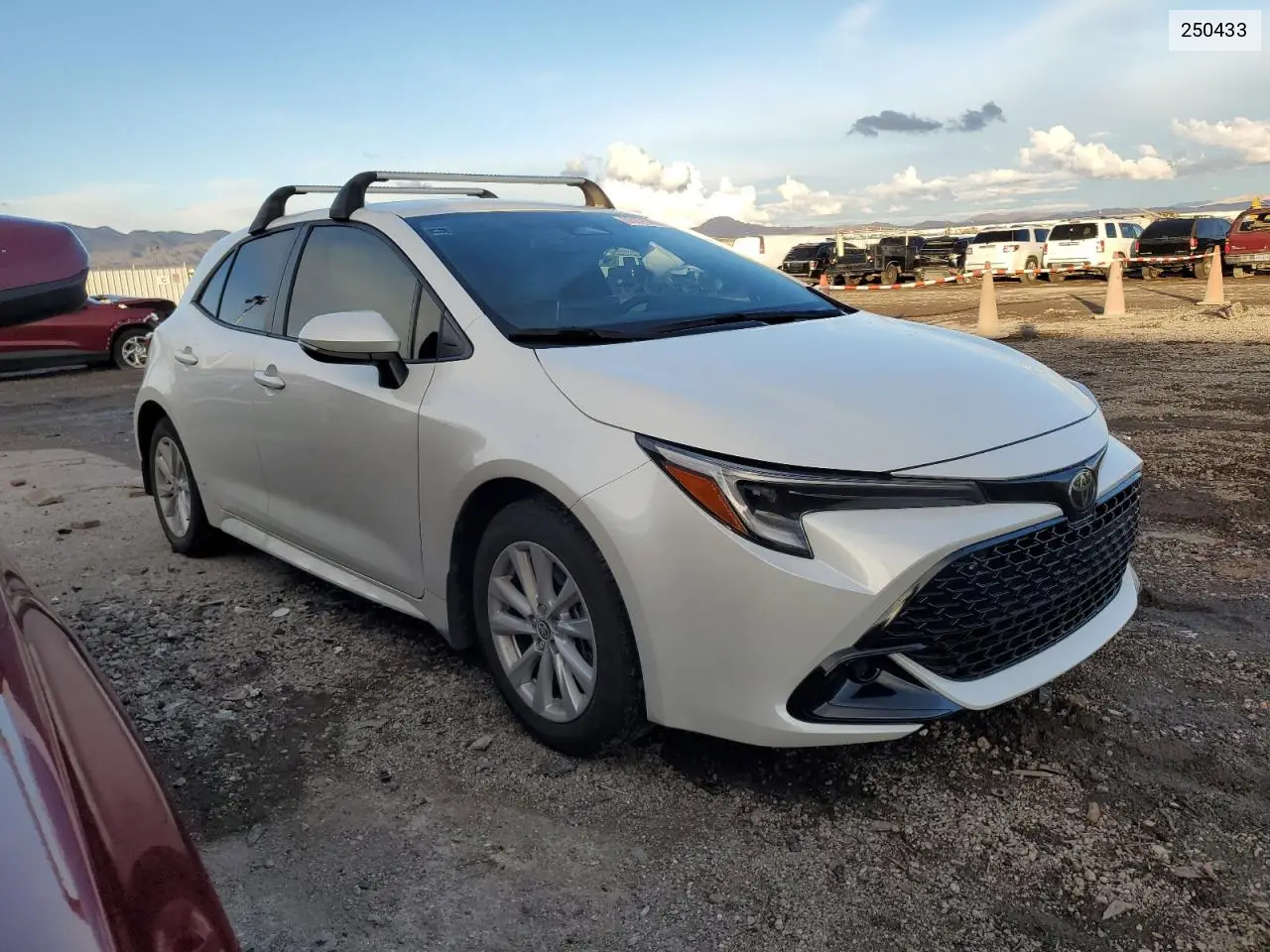 250433 2025 Toyota Corolla Se
