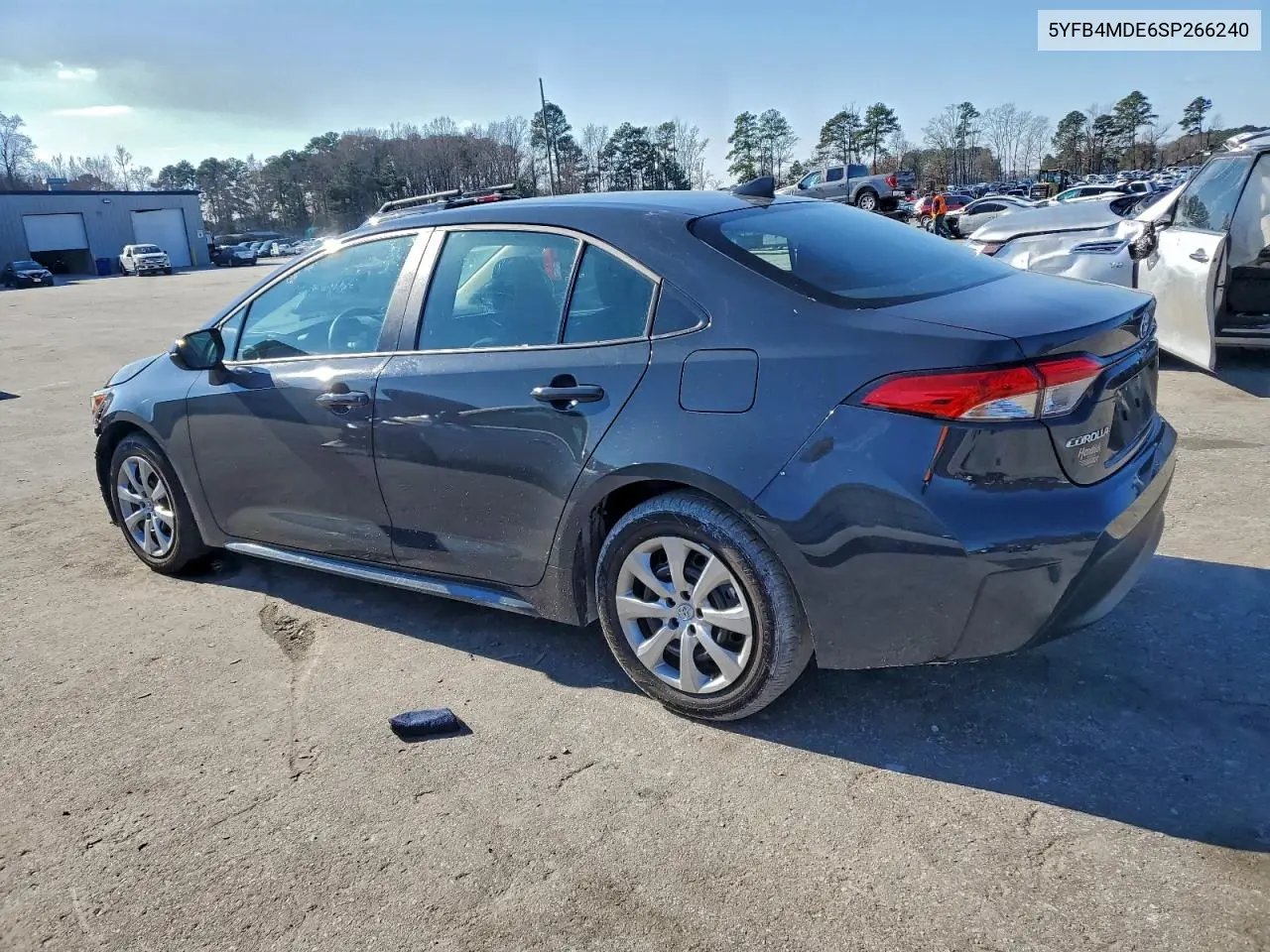 5YFB4MDE6SP266240 2025 Toyota Corolla Le