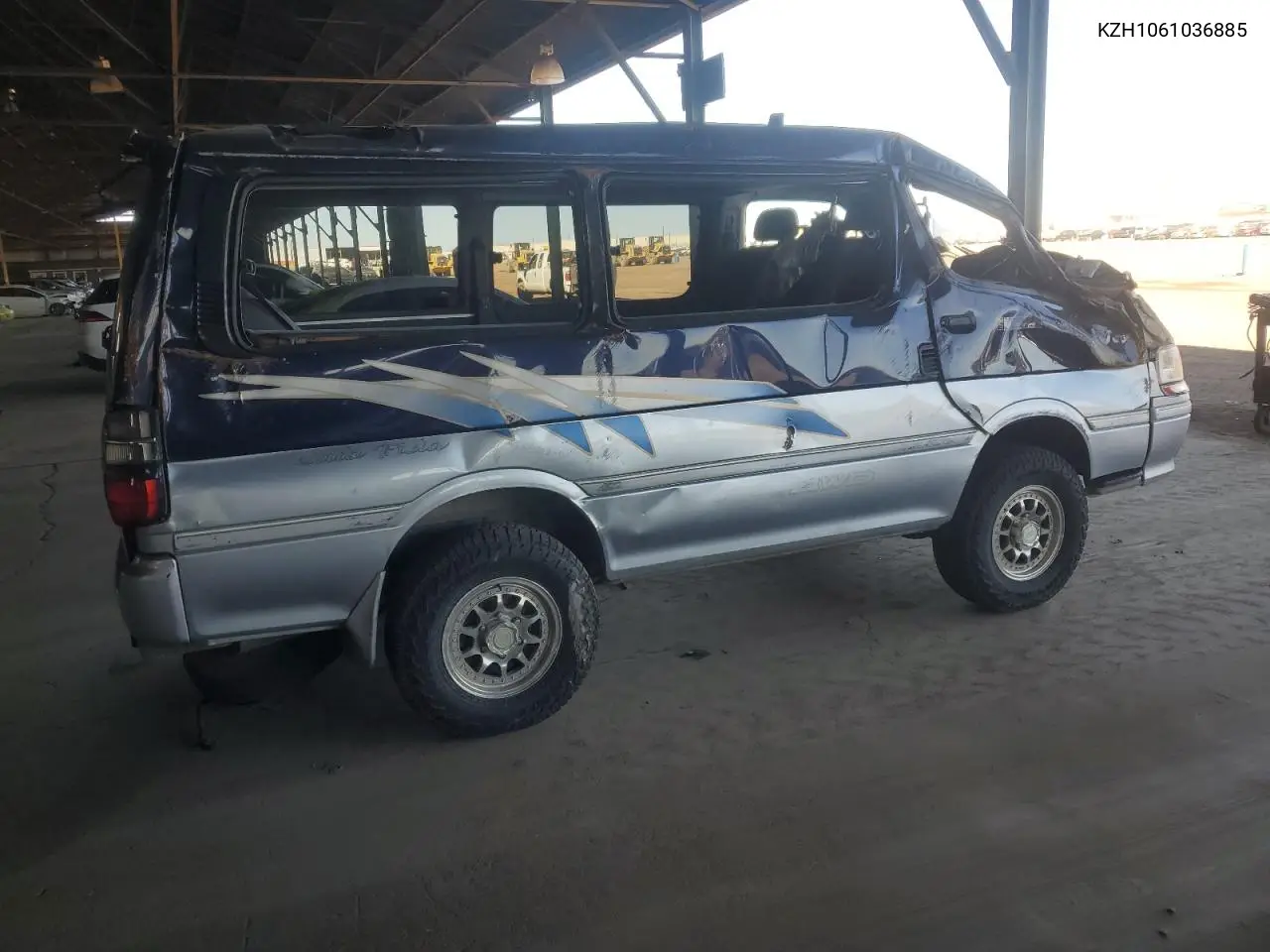 KZH1061036885 1997 Toyota Hiace
