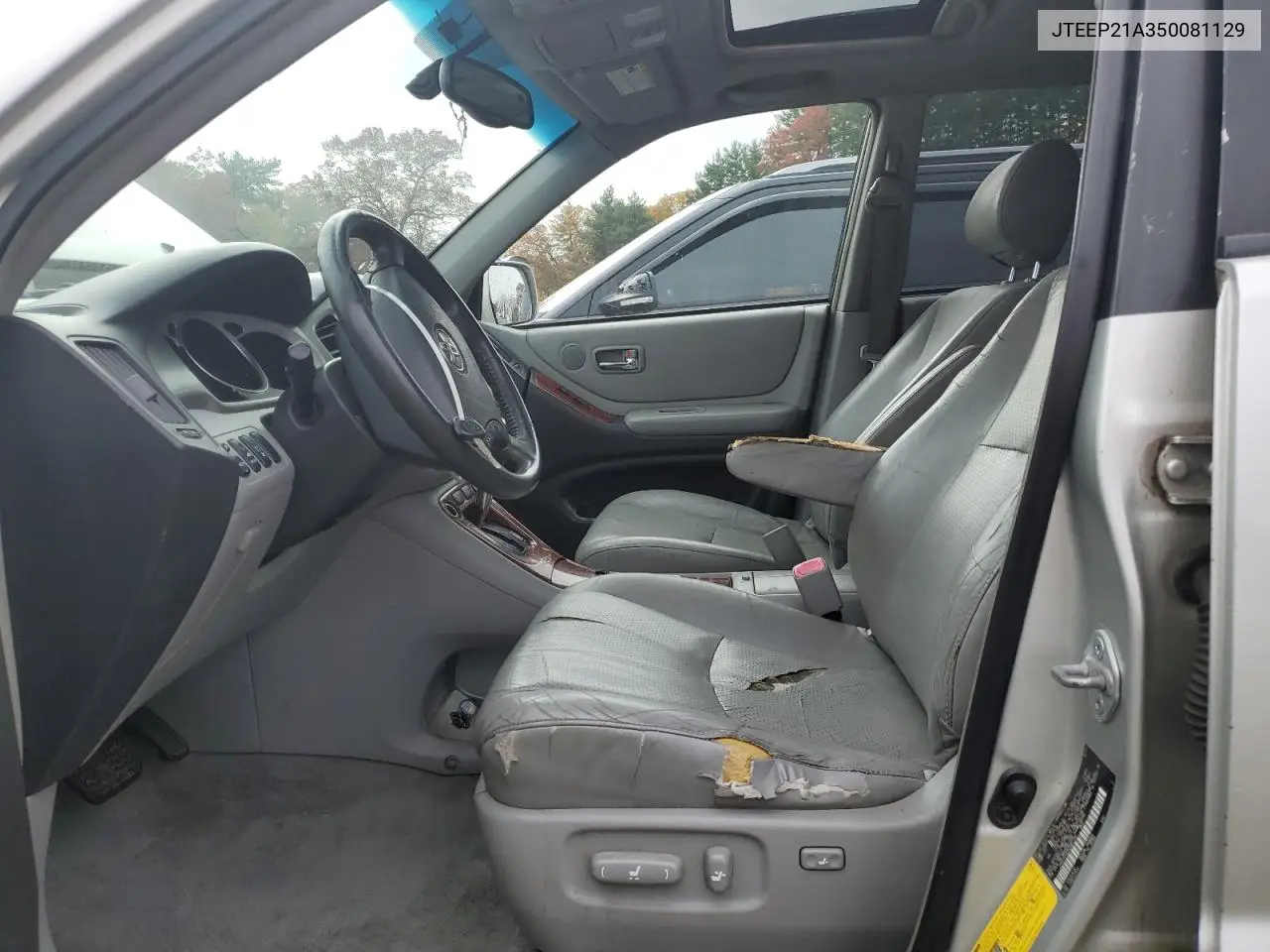 JTEEP21A350081129 2005 Toyota Highlander Limited
