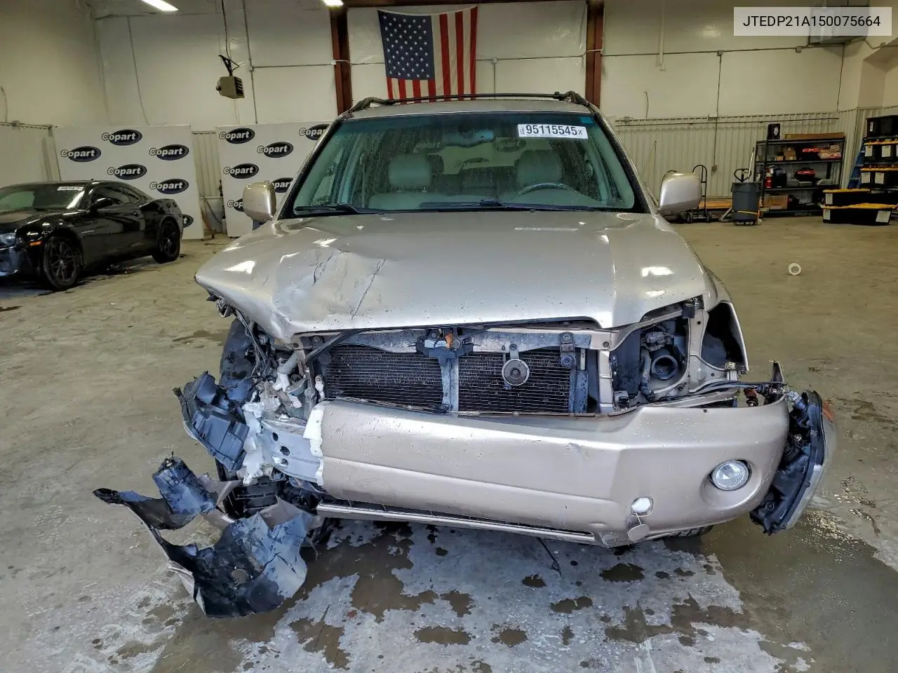 JTEDP21A150075664 2005 Toyota Highlander Limited