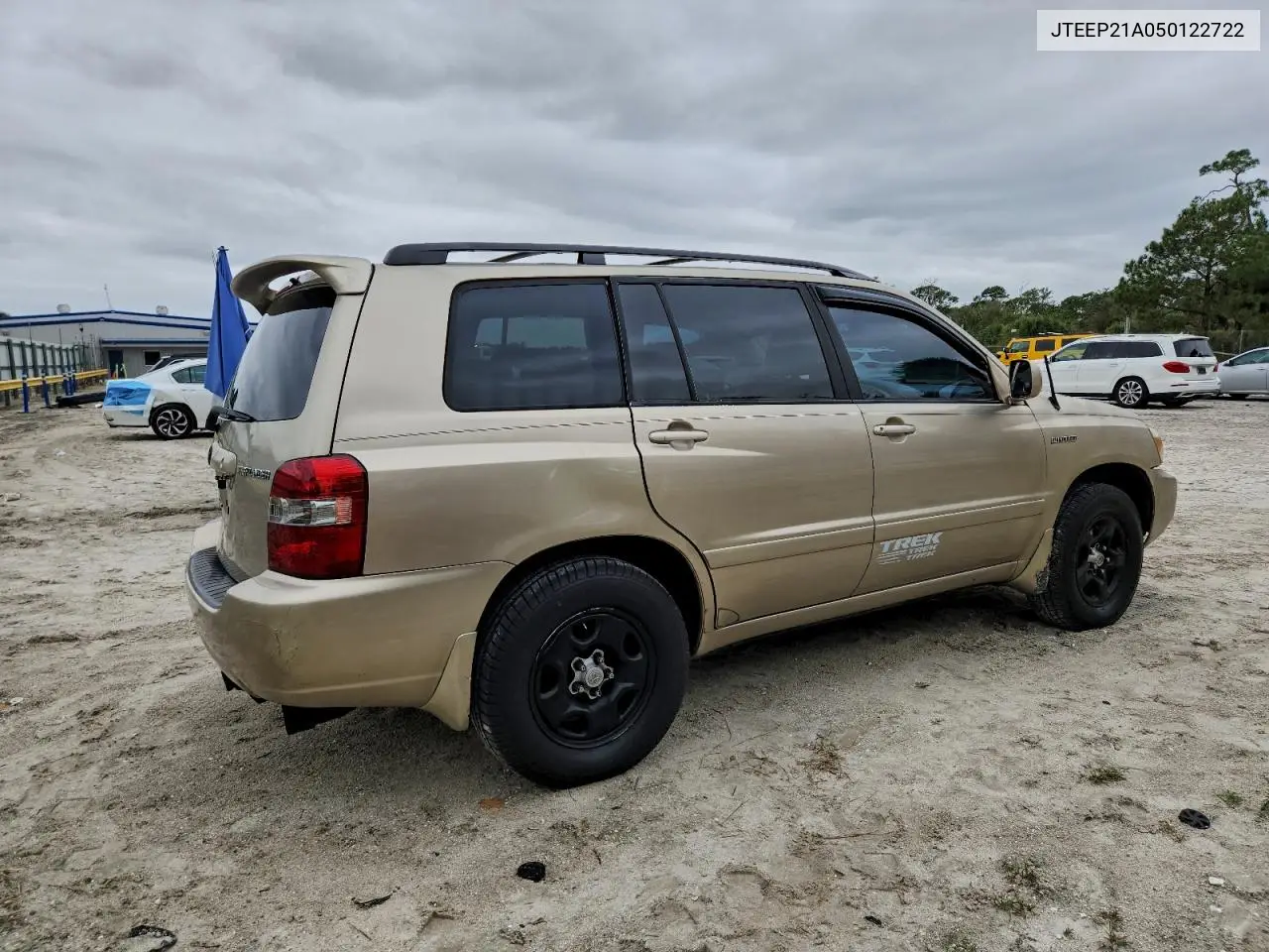 JTEEP21A050122722 2005 Toyota Highlander Limited