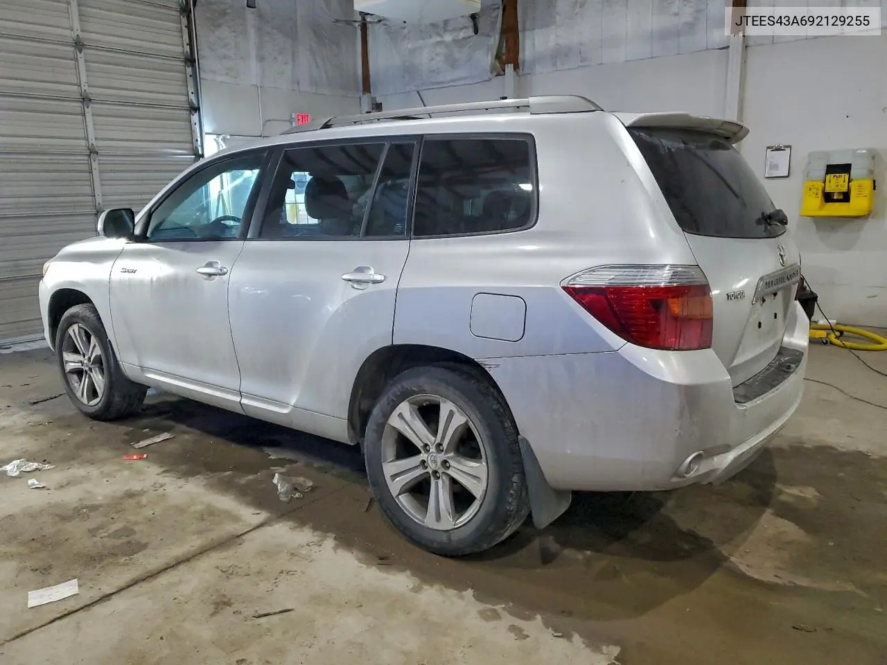 JTEES43A692129255 2009 Toyota Highlander Sport