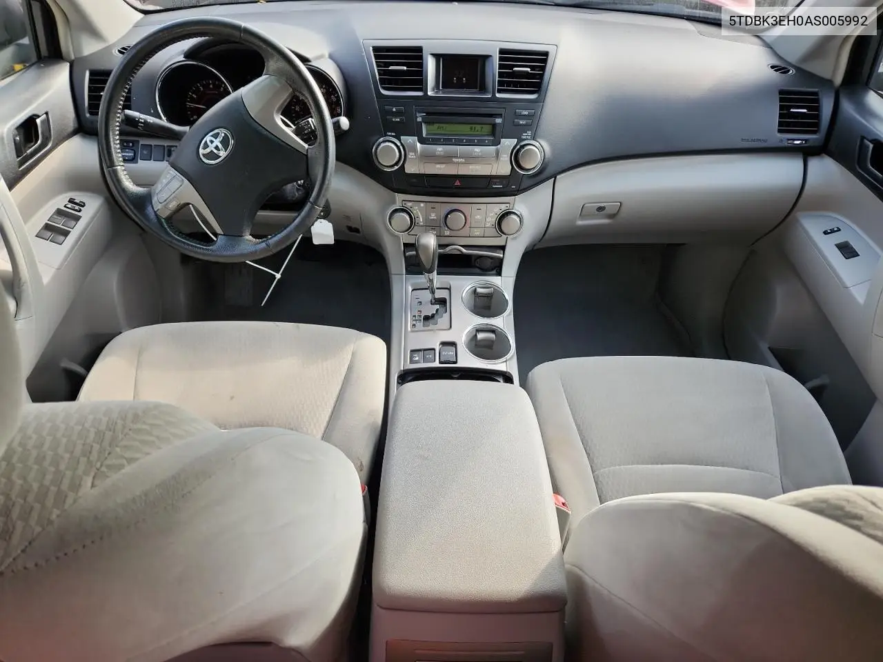 5TDBK3EH0AS005992 2010 Toyota Highlander