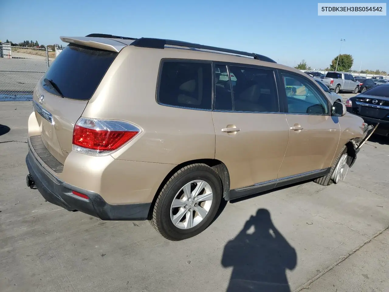 5TDBK3EH3BS054542 2011 Toyota Highlander Base