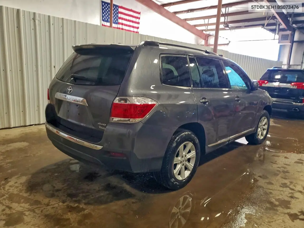 5TDBK3EH1BS073476 2011 Toyota Highlander Base