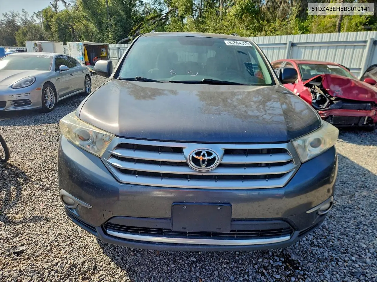 5TDZA3EH5BS010141 2011 Toyota Highlander Base