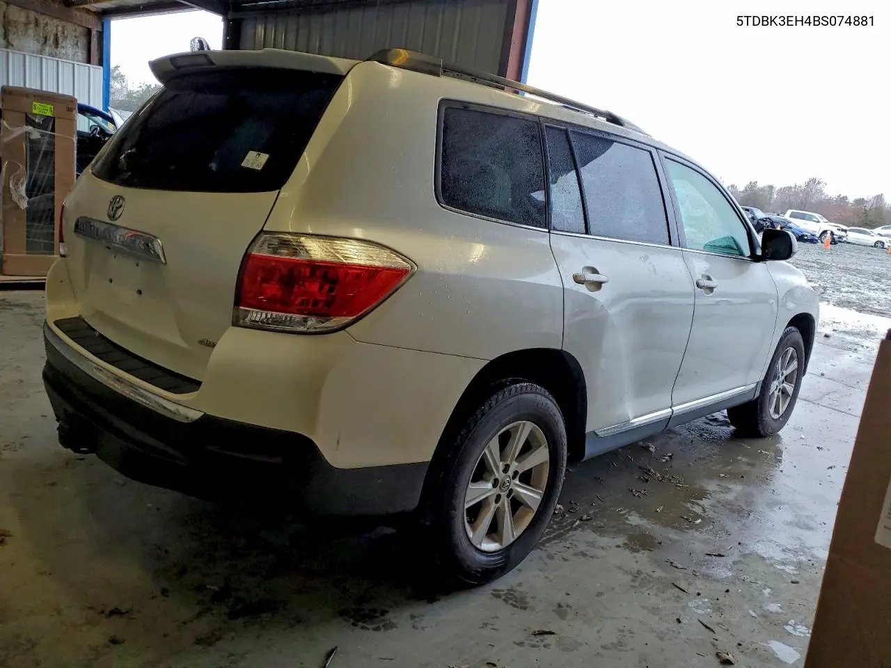 5TDBK3EH4BS074881 2011 Toyota Highlander Base