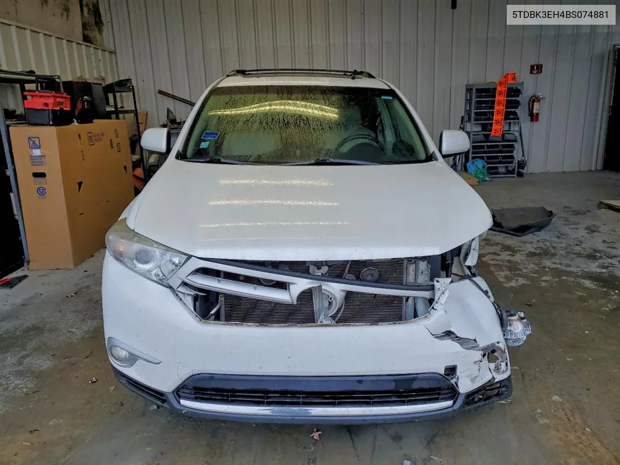 5TDBK3EH4BS074881 2011 Toyota Highlander Base