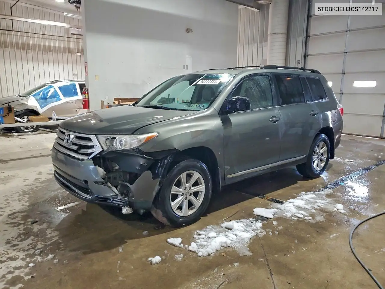 5TDBK3EH3CS142217 2012 Toyota Highlander Base