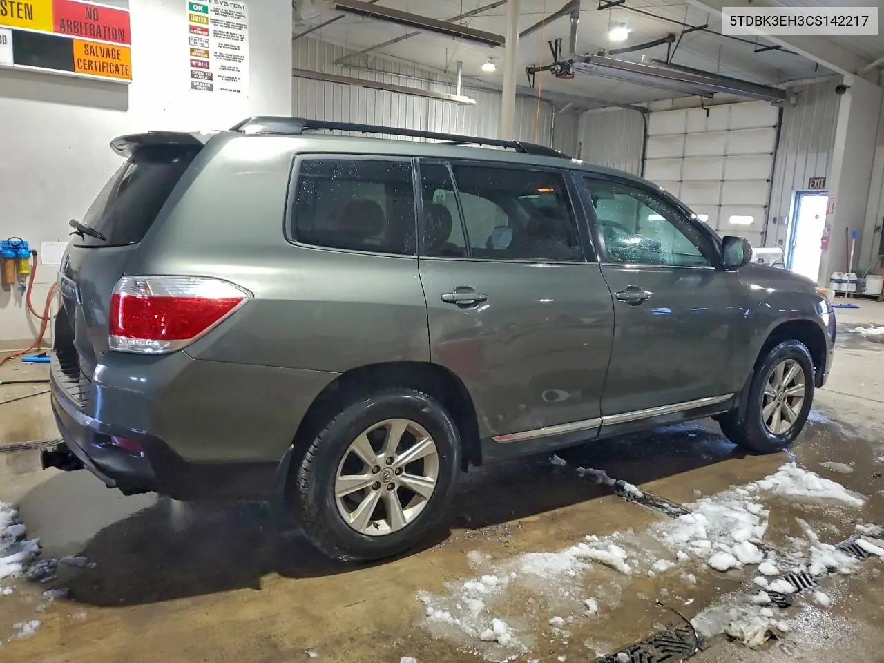 5TDBK3EH3CS142217 2012 Toyota Highlander Base