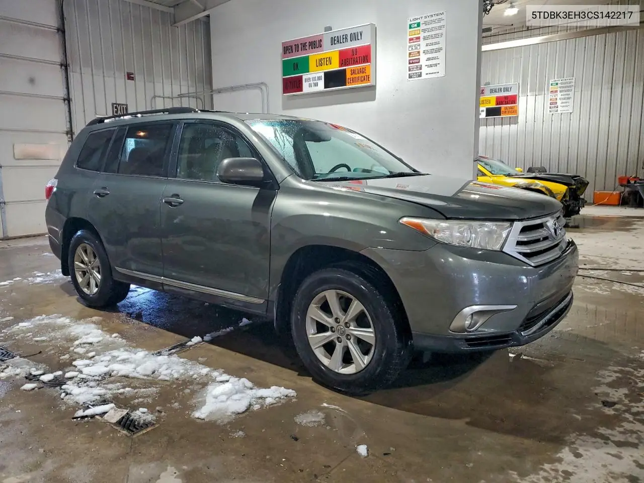5TDBK3EH3CS142217 2012 Toyota Highlander Base