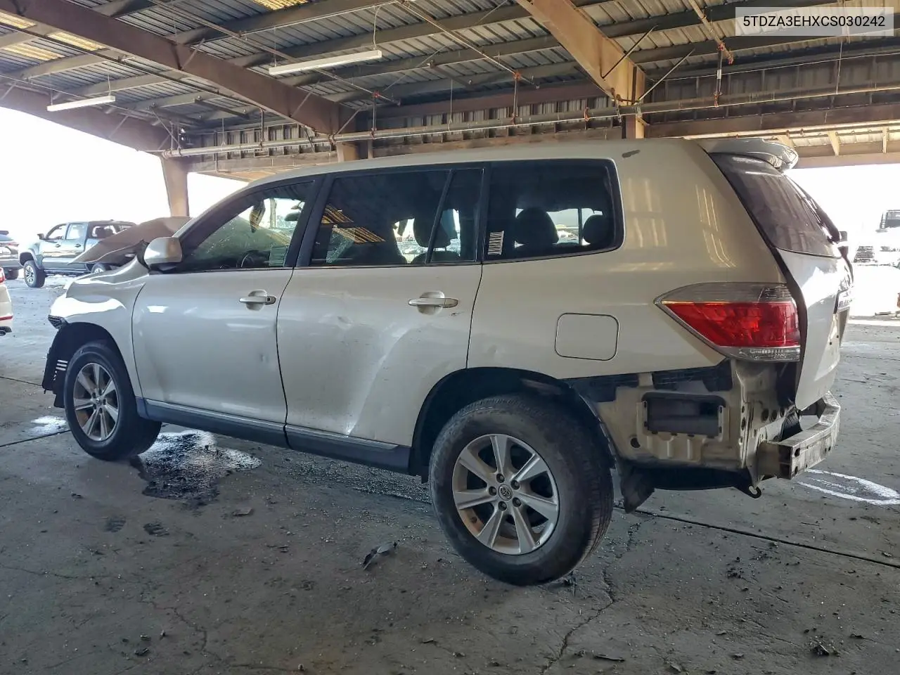 5TDZA3EHXCS030242 2012 Toyota Highlander Base