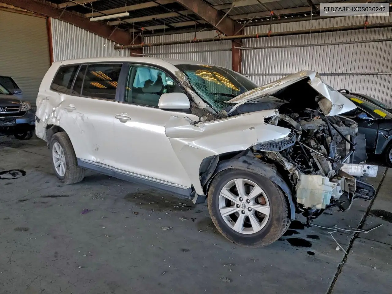 5TDZA3EHXCS030242 2012 Toyota Highlander Base