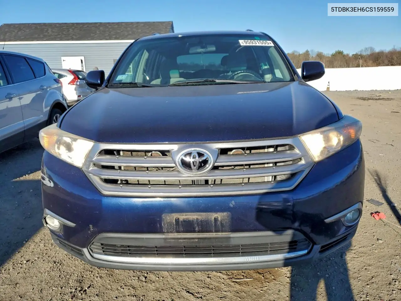 5TDBK3EH6CS159559 2012 Toyota Highlander Base