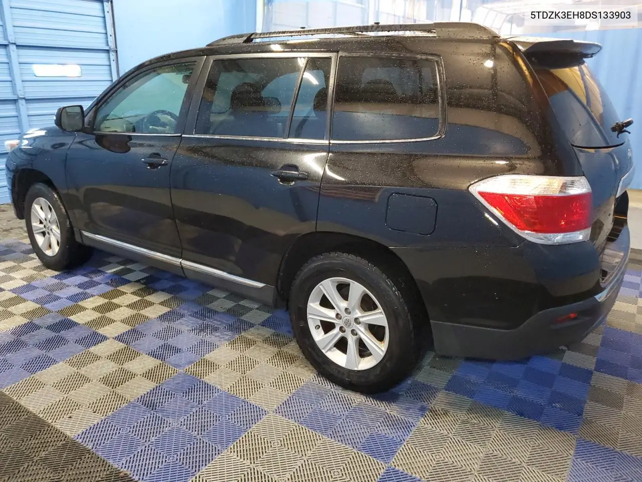 5TDZK3EH8DS133903 2013 Toyota Highlander Base
