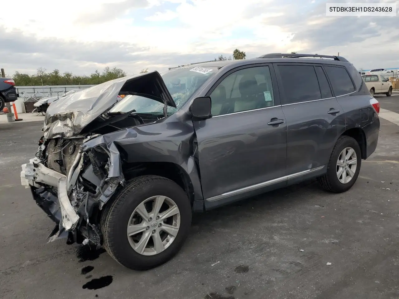 5TDBK3EH1DS243628 2013 Toyota Highlander Base