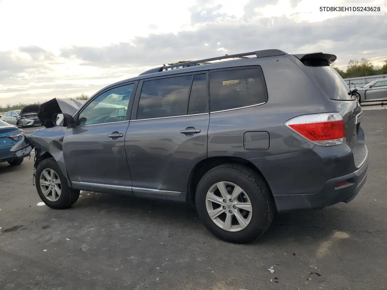 5TDBK3EH1DS243628 2013 Toyota Highlander Base