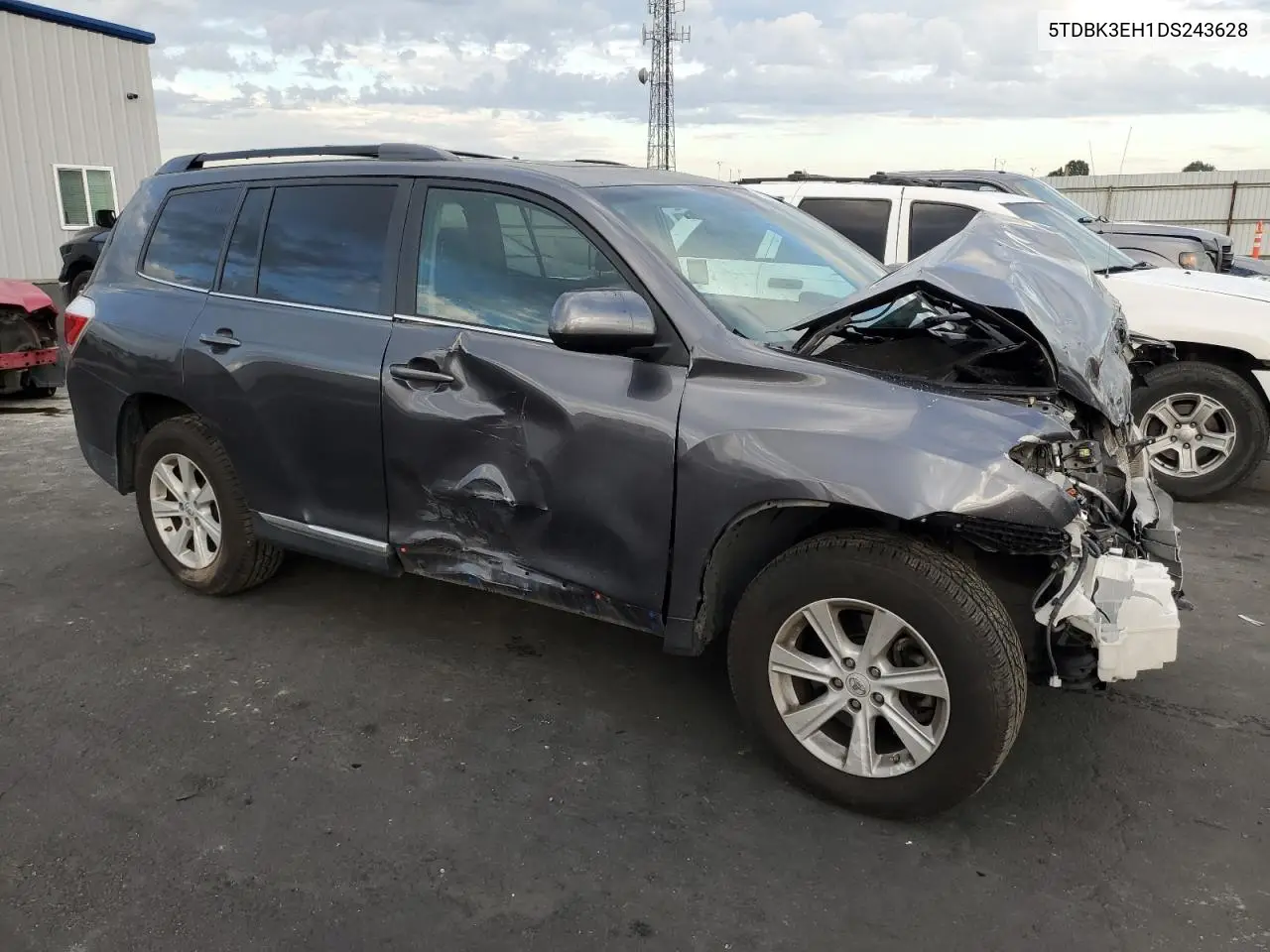 5TDBK3EH1DS243628 2013 Toyota Highlander Base
