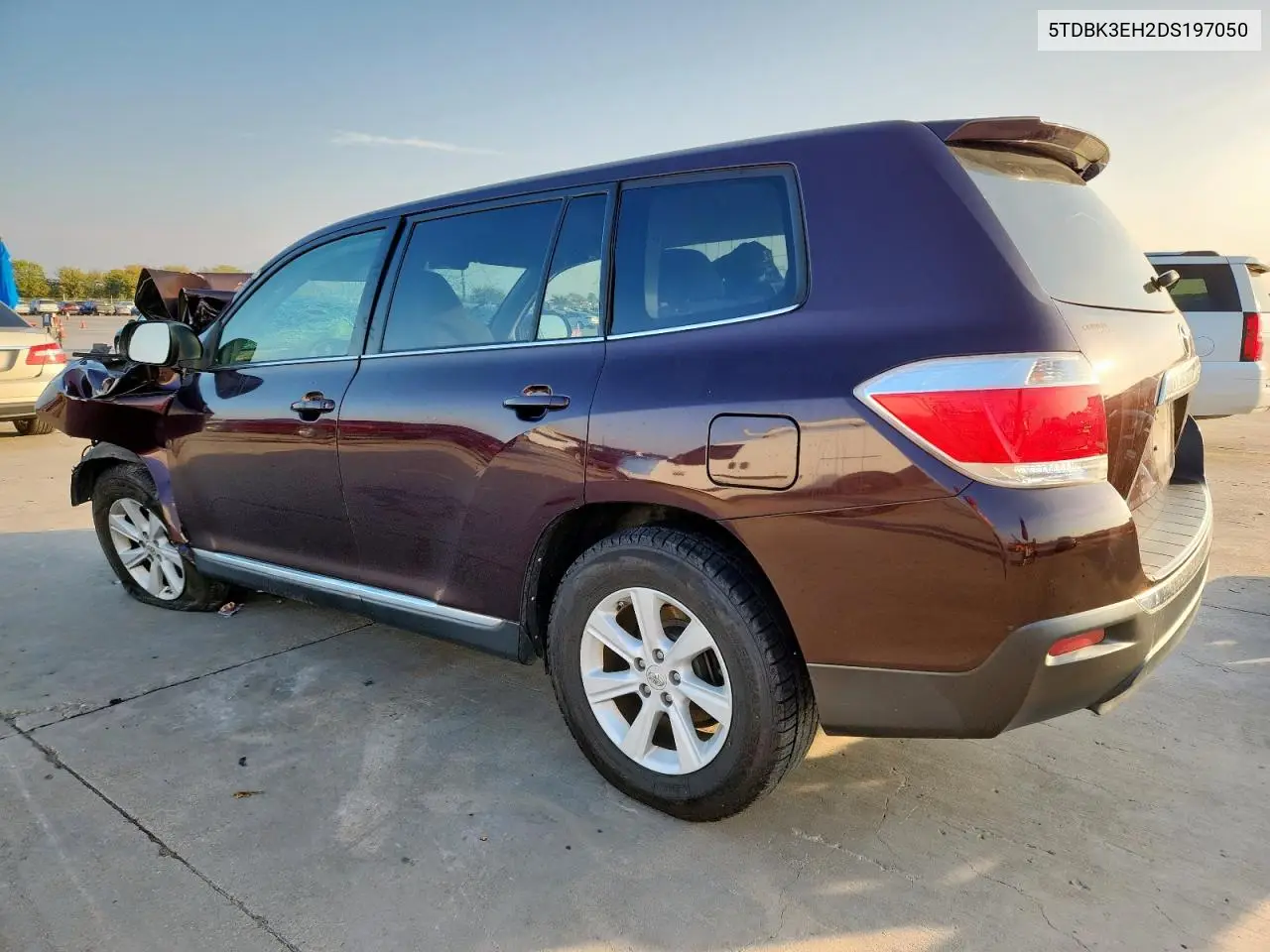 5TDBK3EH2DS197050 2013 Toyota Highlander Base