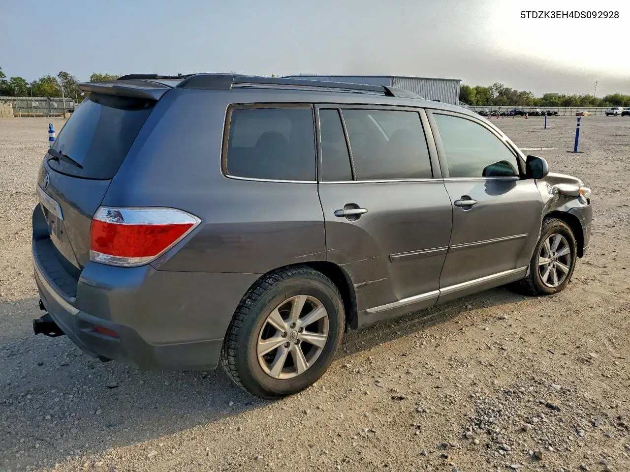 5TDZK3EH4DS092928 2013 Toyota Highlander Base