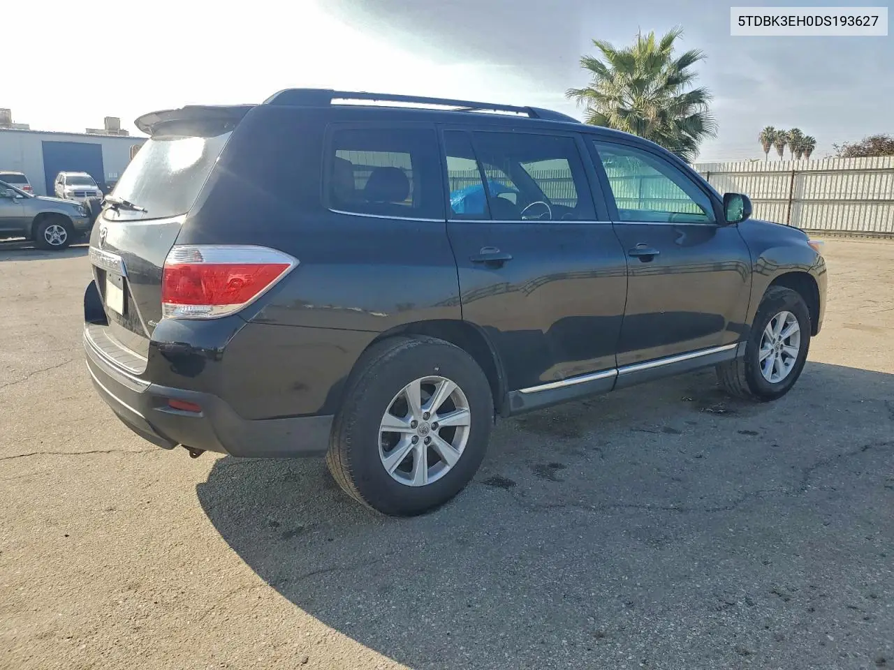 5TDBK3EH0DS193627 2013 Toyota Highlander Base
