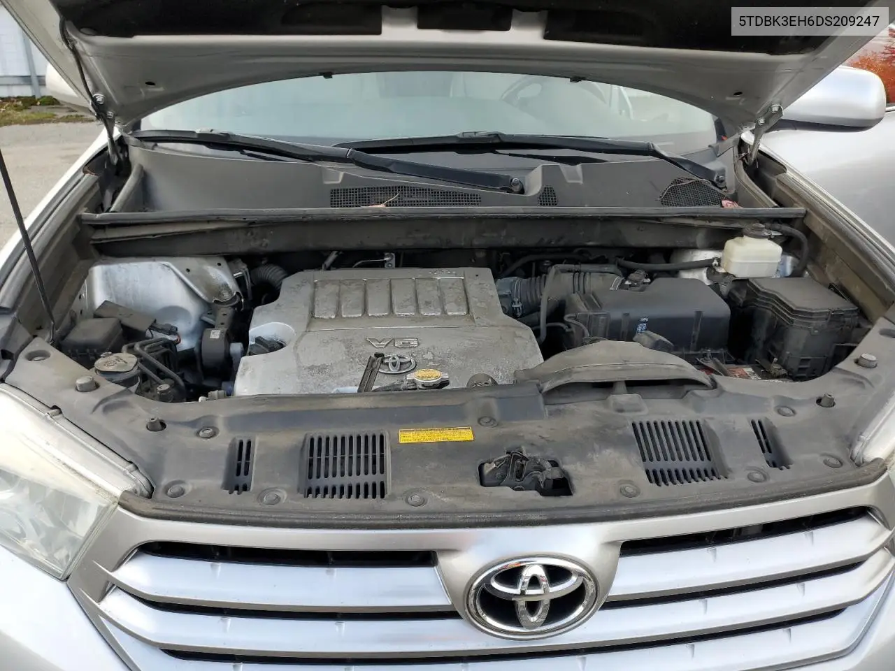 5TDBK3EH6DS209247 2013 Toyota Highlander Base