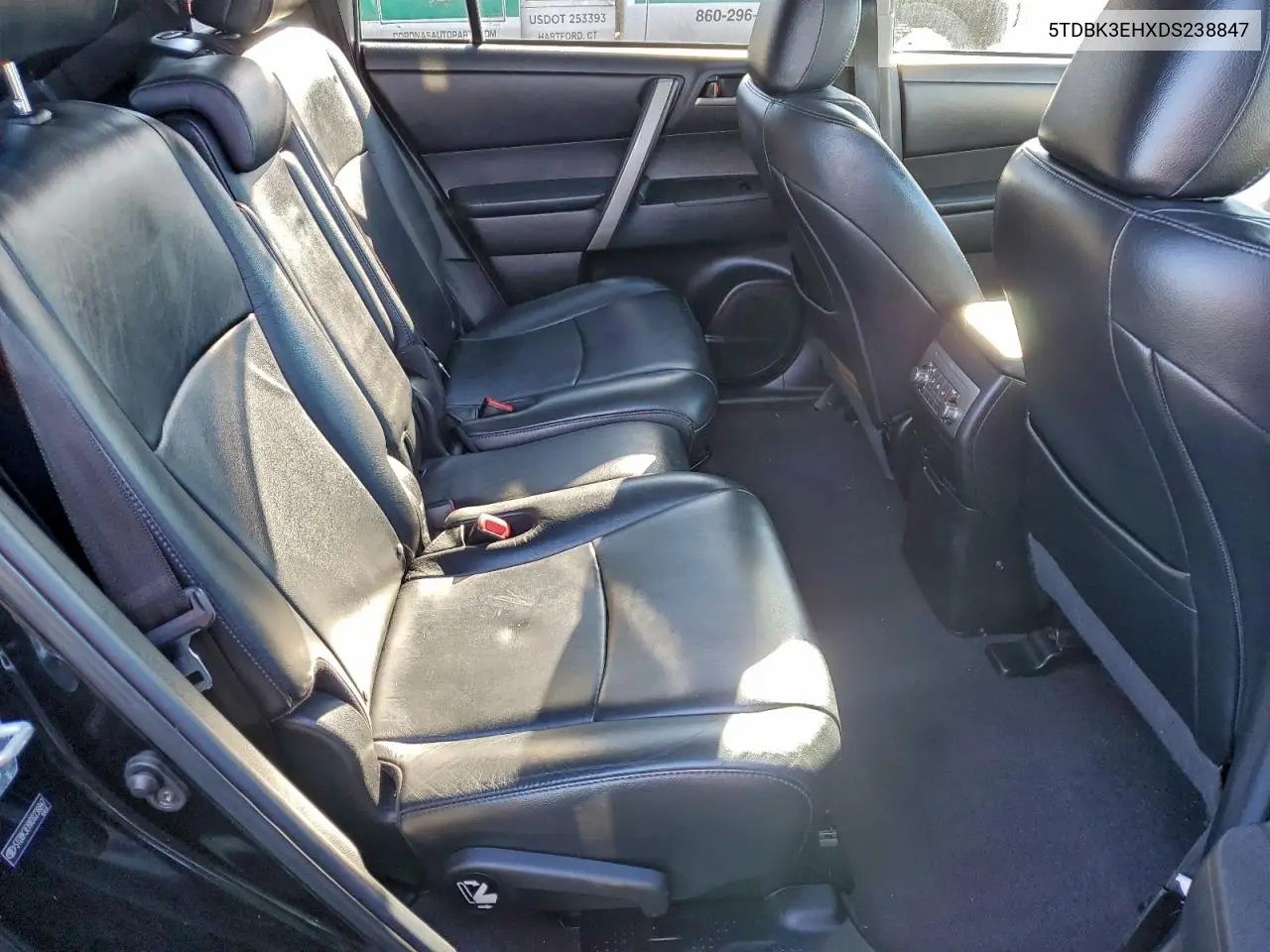 5TDBK3EHXDS238847 2013 Toyota Highlander Base