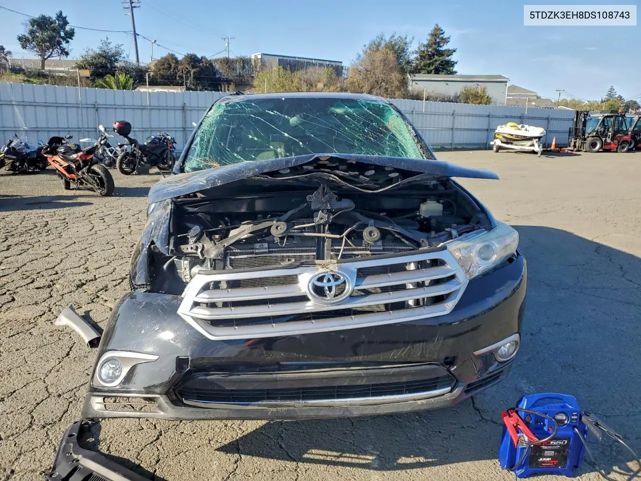 5TDZK3EH8DS108743 2013 Toyota Highlander Base