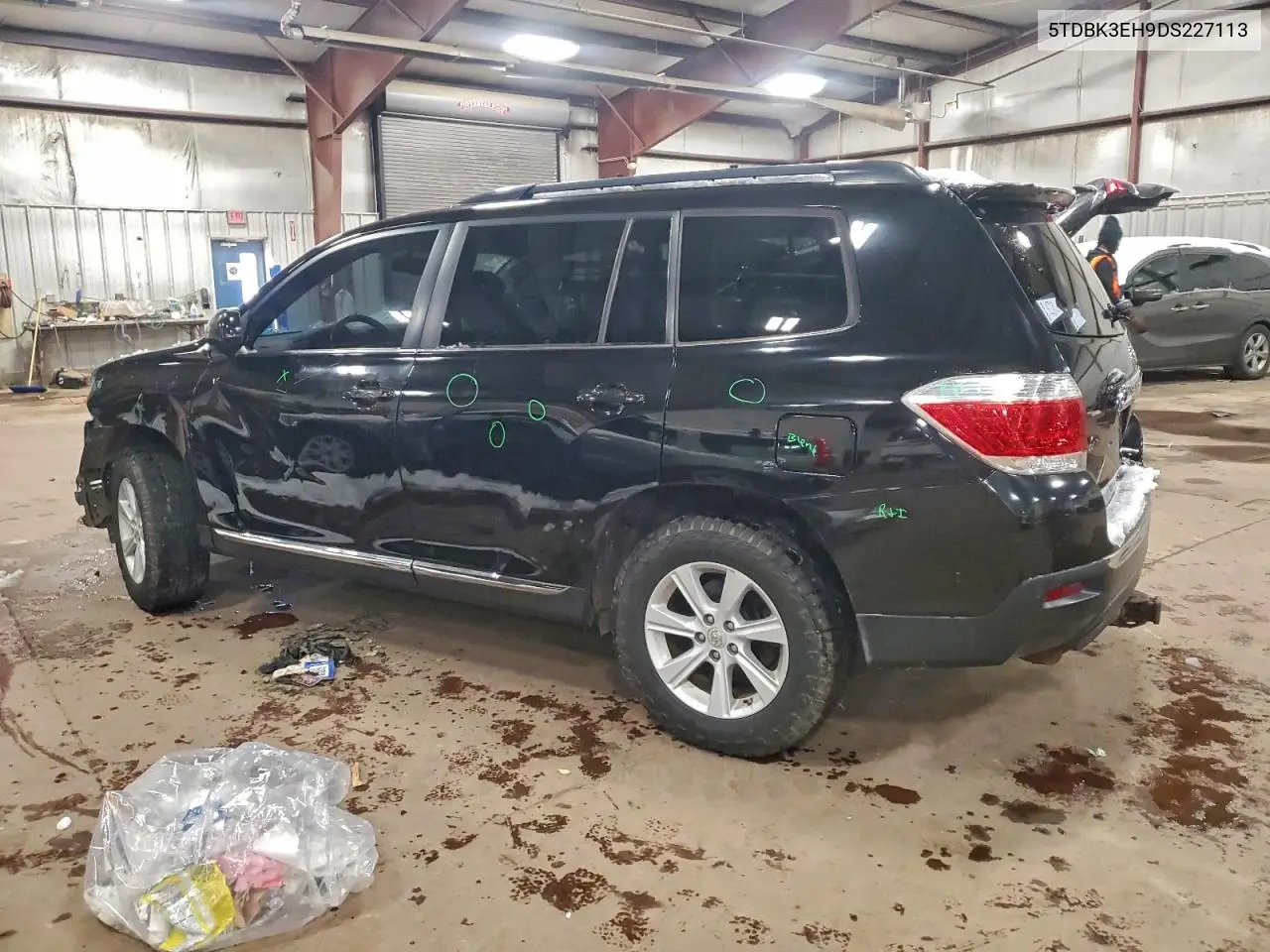 5TDBK3EH9DS227113 2013 Toyota Highlander Base