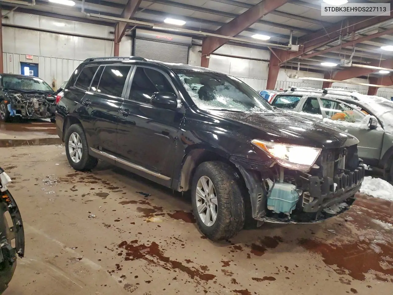 5TDBK3EH9DS227113 2013 Toyota Highlander Base