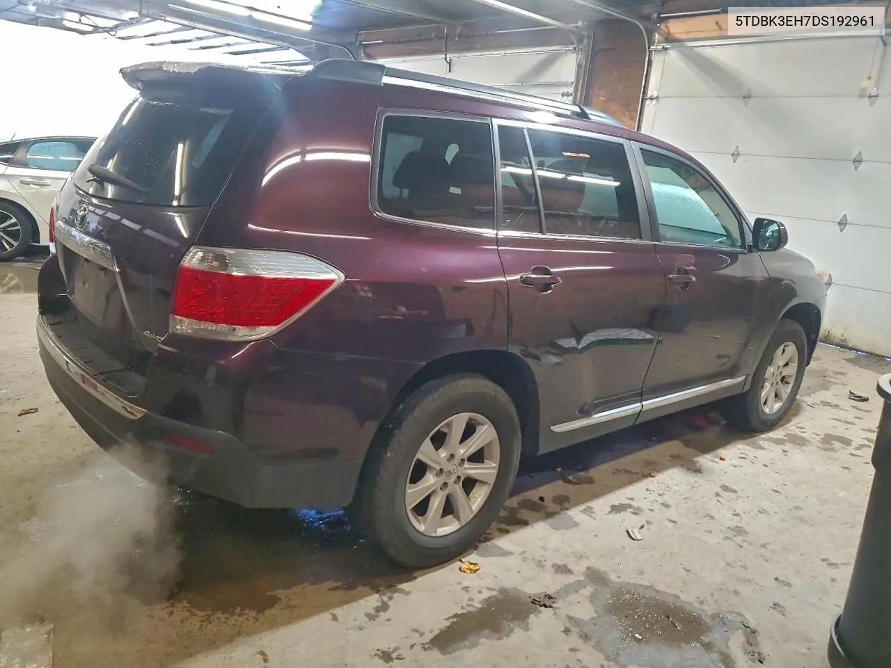 5TDBK3EH7DS192961 2013 Toyota Highlander Base