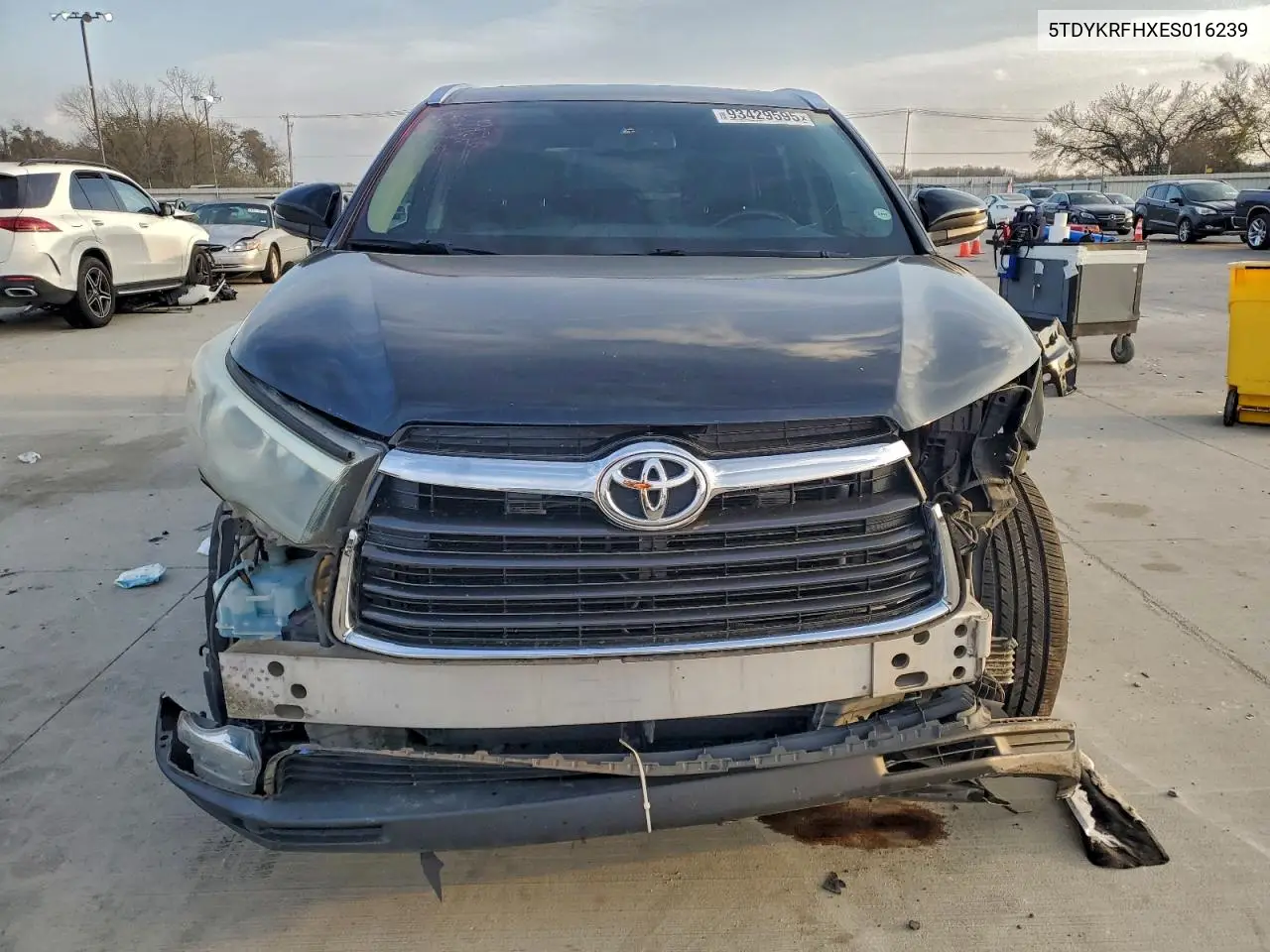 5TDYKRFHXES016239 2014 Toyota Highlander Limited