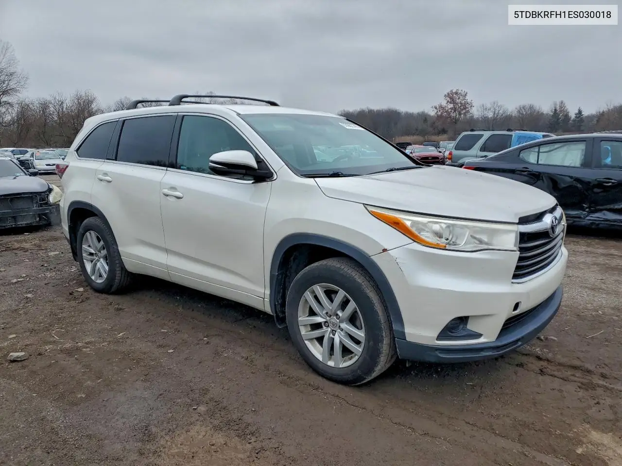 5TDBKRFH1ES030018 2014 Toyota Highlander Le